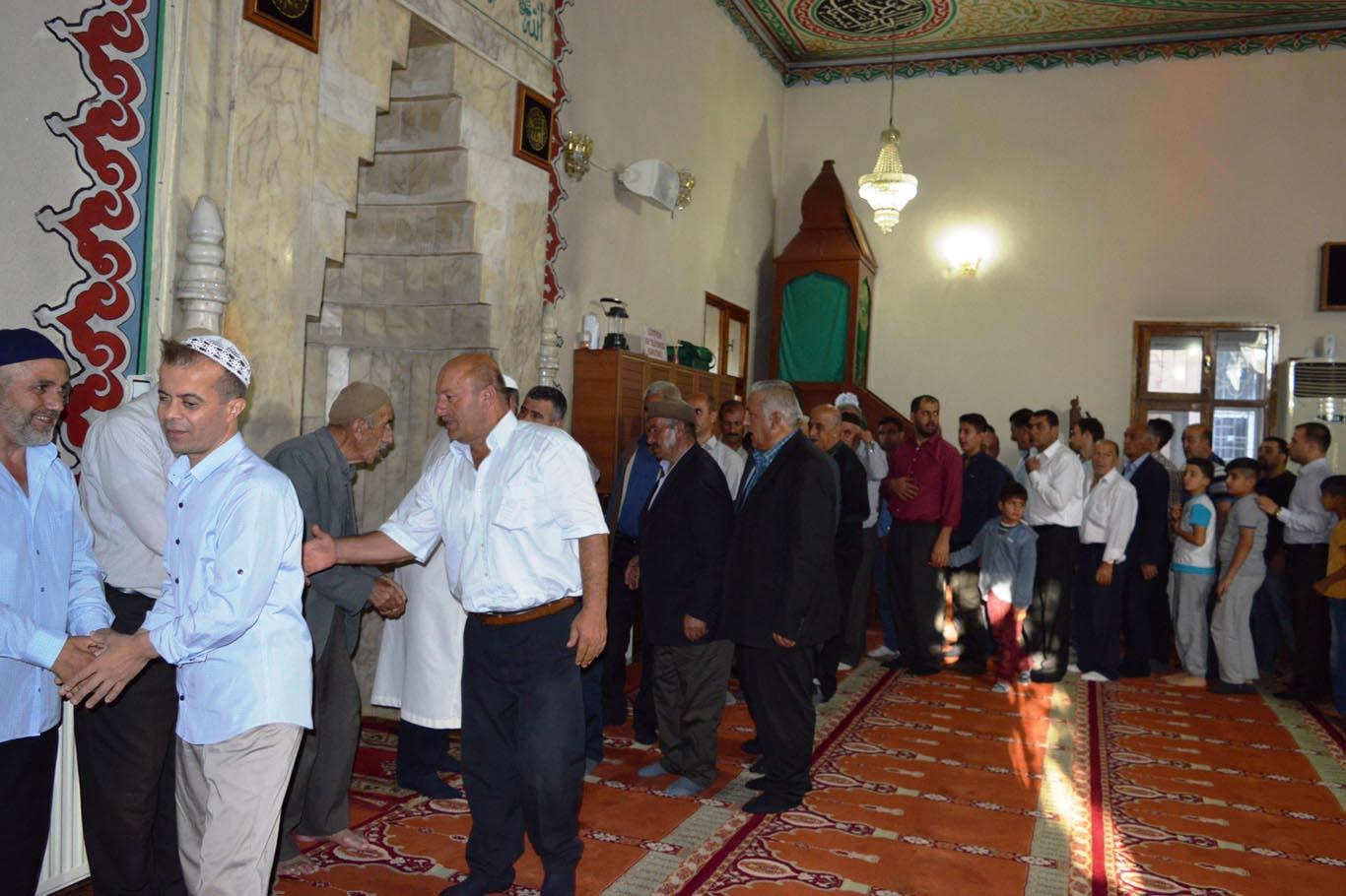 Bitlis halkı camilere akın etti